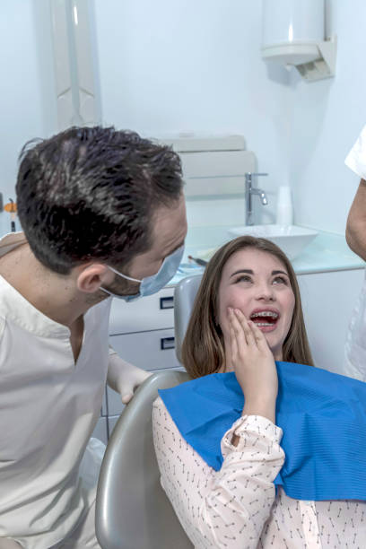 Best Cracked Tooth Emergency Dentist  in Berry Hill, TN